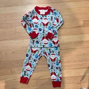 Hanna Andersson Santa Print Kids Pajamas - Red and Blue